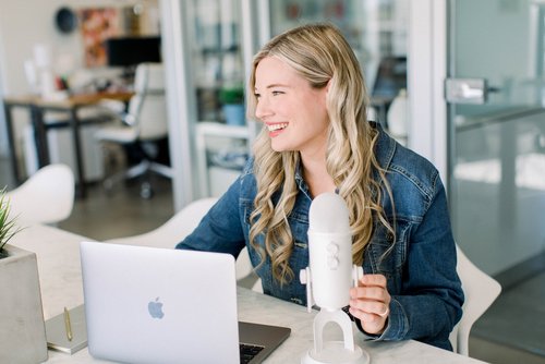  https://podcasts.apple.com/ca/podcast/101-opportunities-are-everywhere-how-to-take-advantage/id1545153597?i=1000580805421 