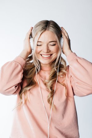  https://podcasts.apple.com/ca/podcast/101-opportunities-are-everywhere-how-to-take-advantage/id1545153597?i=1000580805421 
